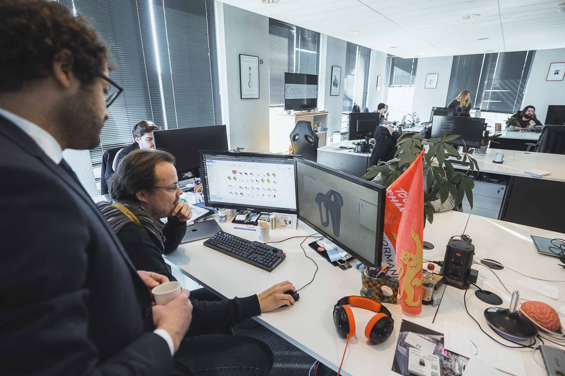 L'équipe Conscience Robotics dans ses bureaux d'Hérouville-Saint-Clair